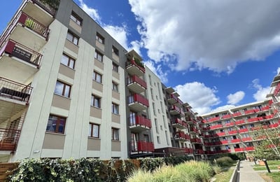 Location d’un appartement lumineux de 3 pièces, 52 m², Czyżyny, Cracovie, Pologne